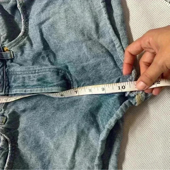 Amuse Society Side Slit Shorts - Picture 4 of 6